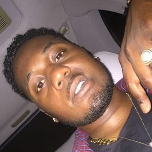 Meet your Posher, Derrick